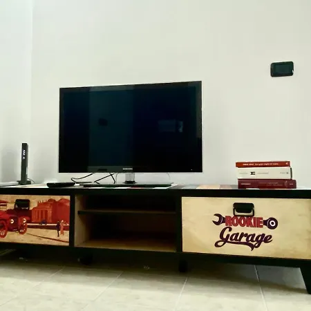 In Centro Con Terrazza Quartu SantʼElena