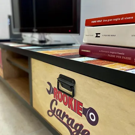 Appartamento In Centro Con Terrazza Quartu SantʼElena